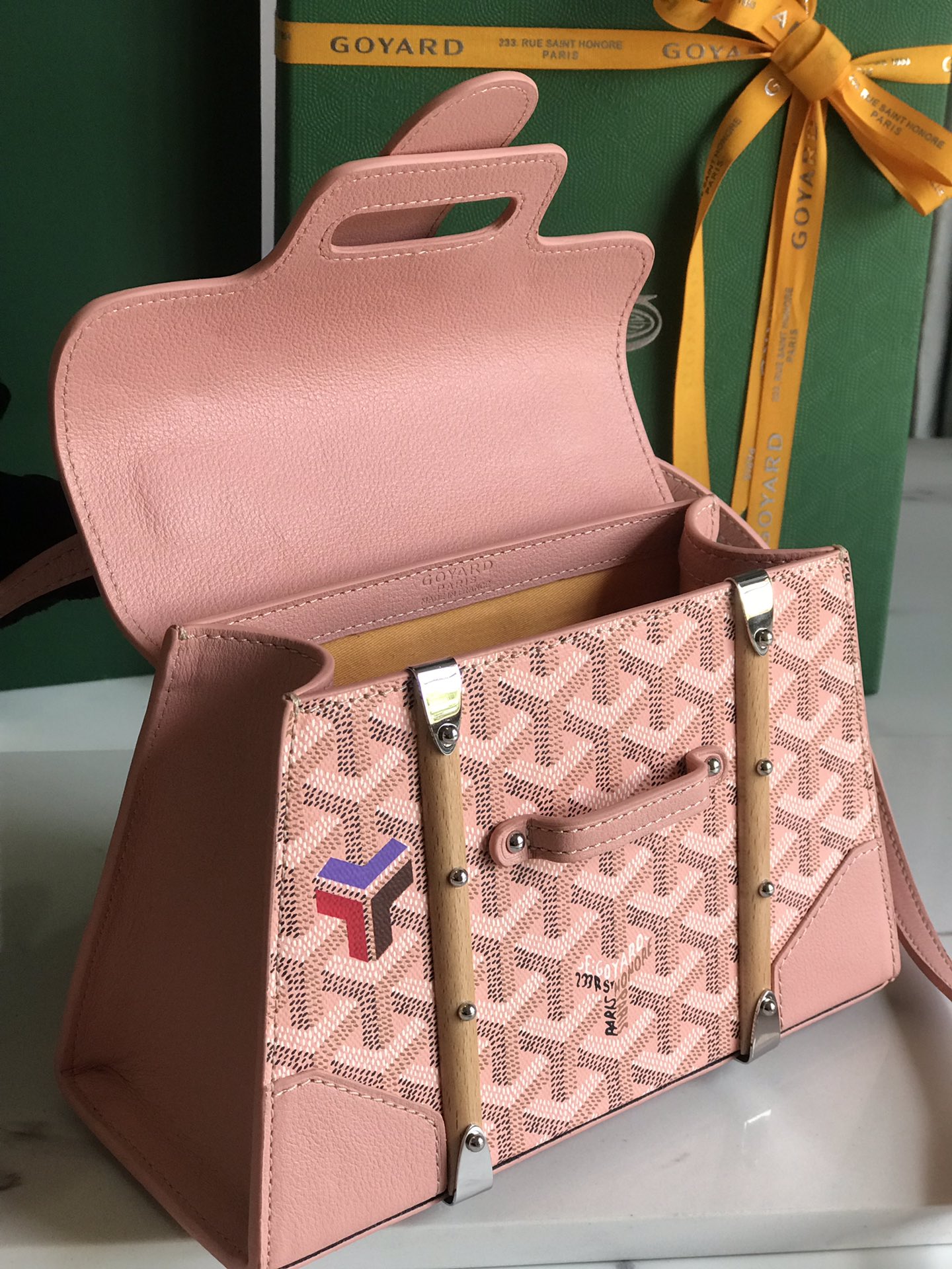 Saigon Structure Mini Handbag Shoulder Bag In Pink